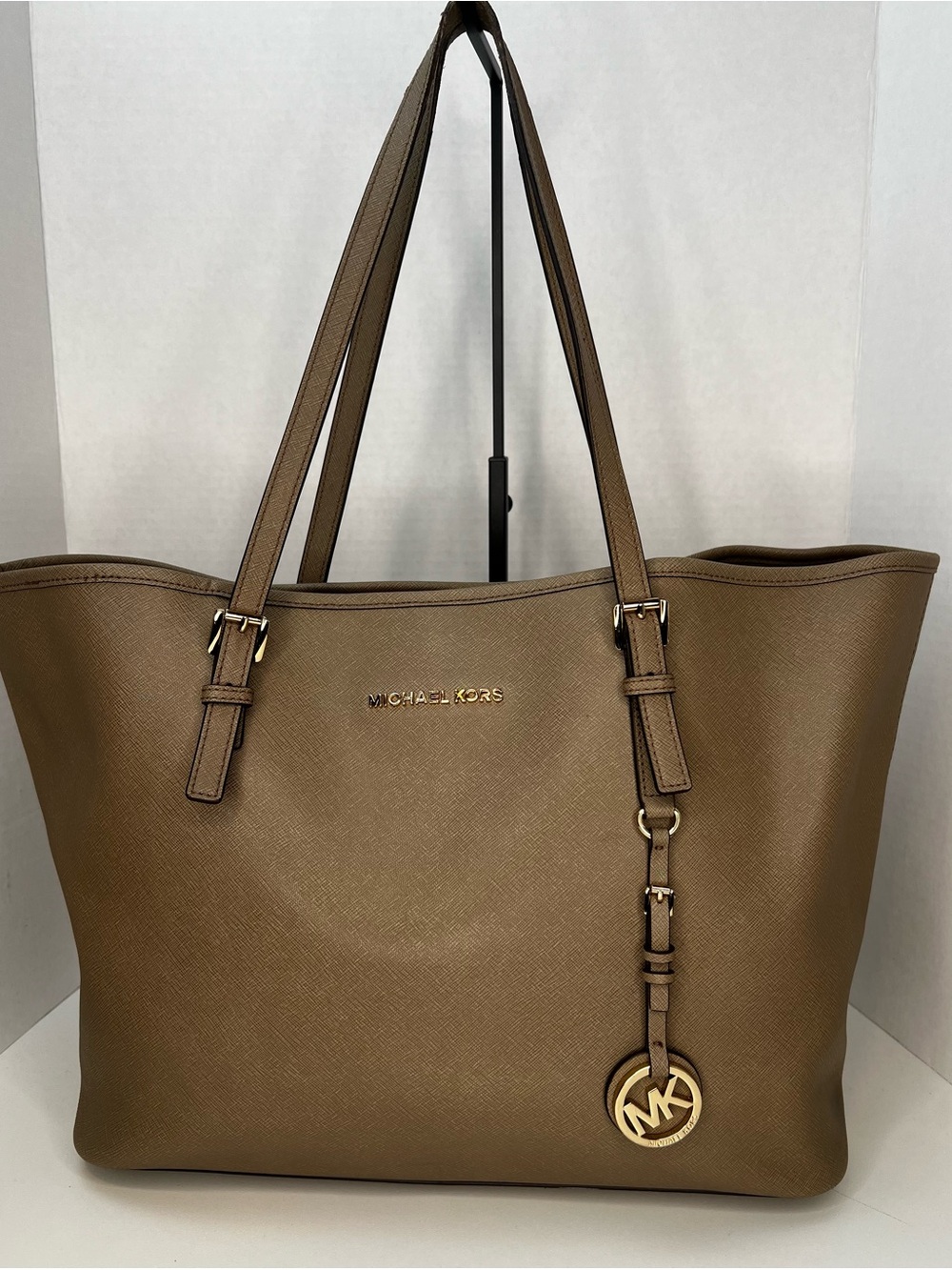 Michael Kors Leather Tote Shoulder Bag Jet Set Extra Large Travel Tan Brown